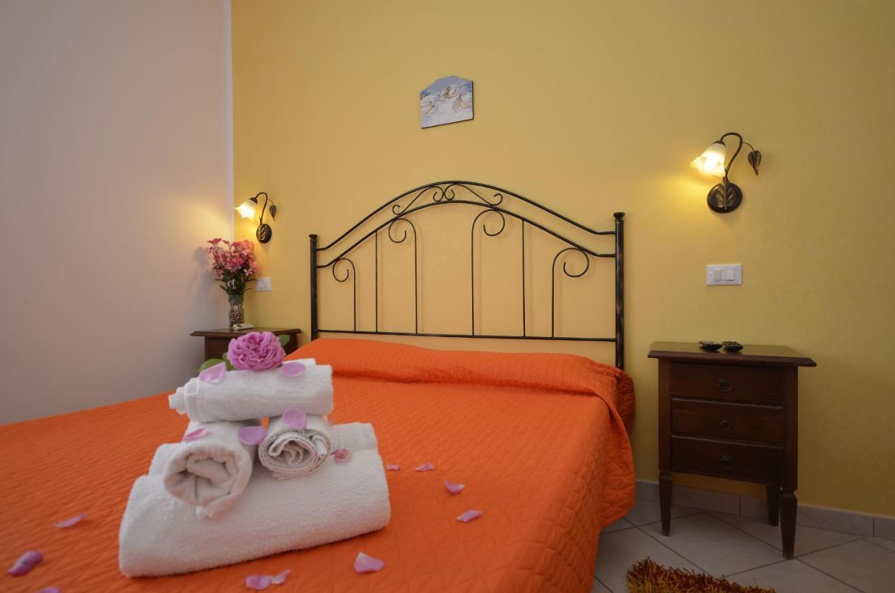 Tre Passi Dal Mare Bed & Breakfast San Vito Lo Capo Exterior photo